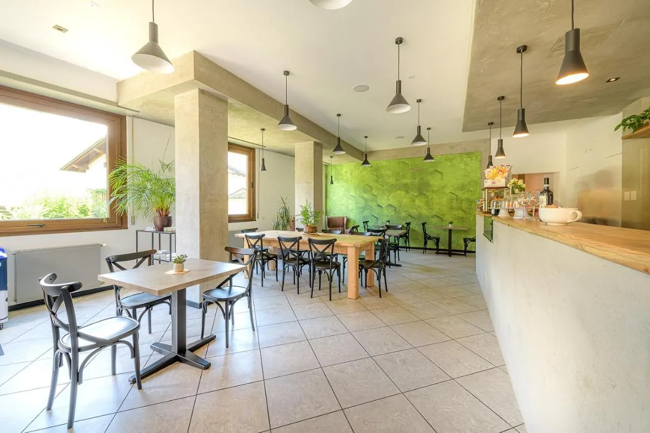 Hotel La Rotonda Tirano 2*,